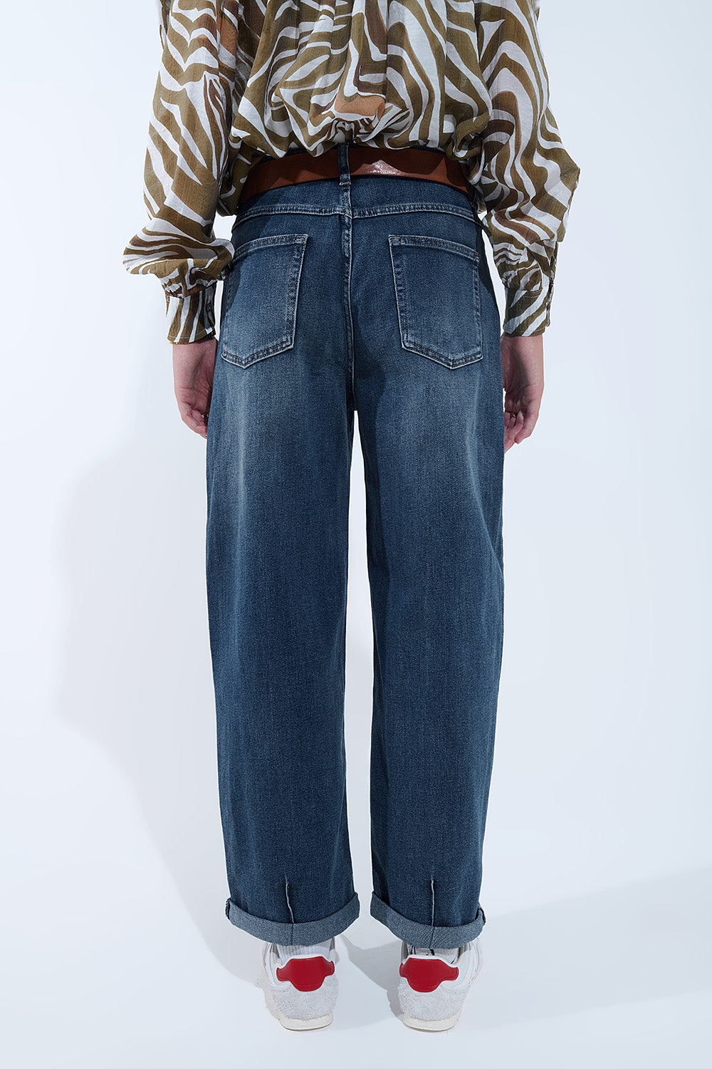 Jeans rilassati a gamba larga con lavaggio vintage