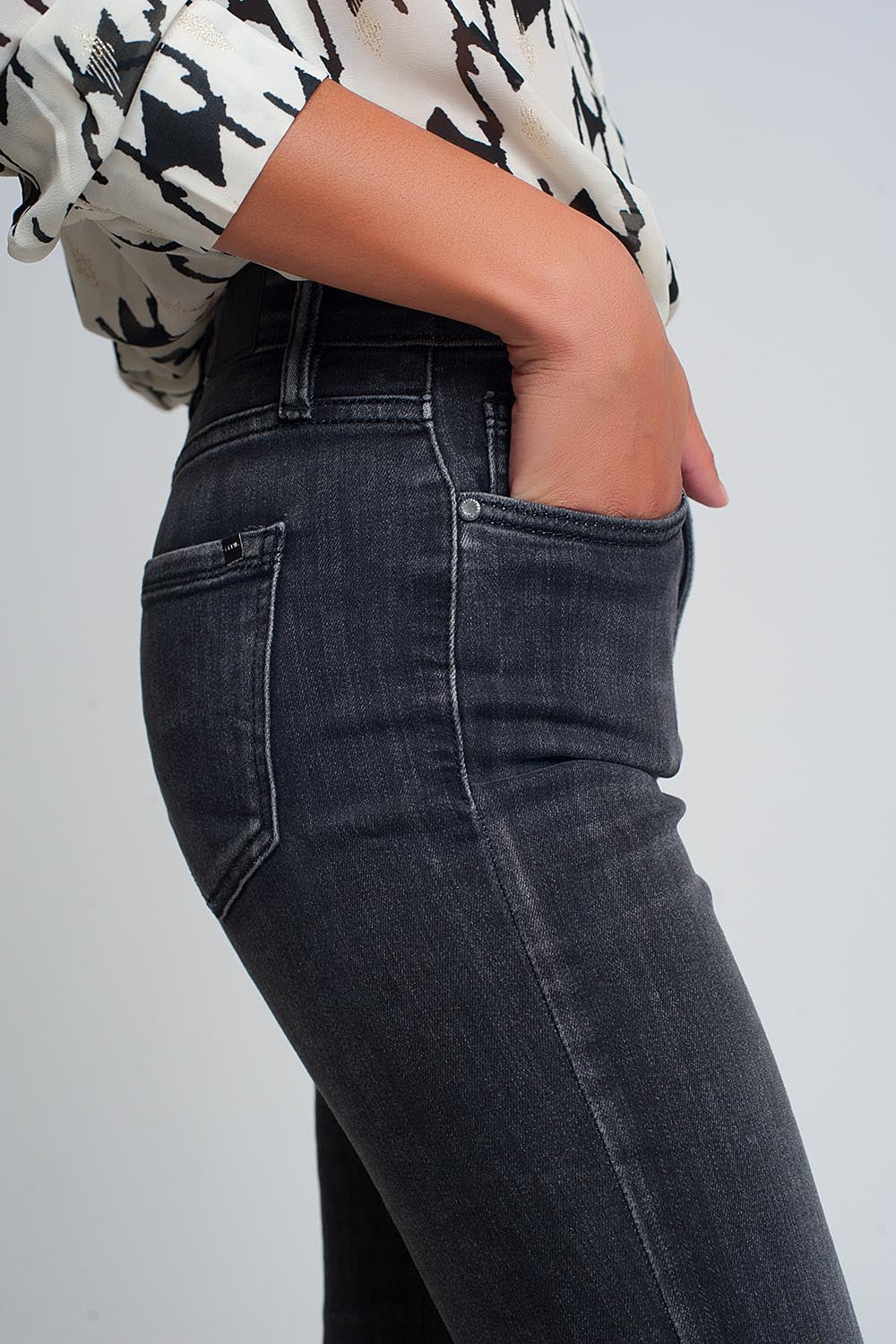 Jeans skinny a vita alta nero slavato