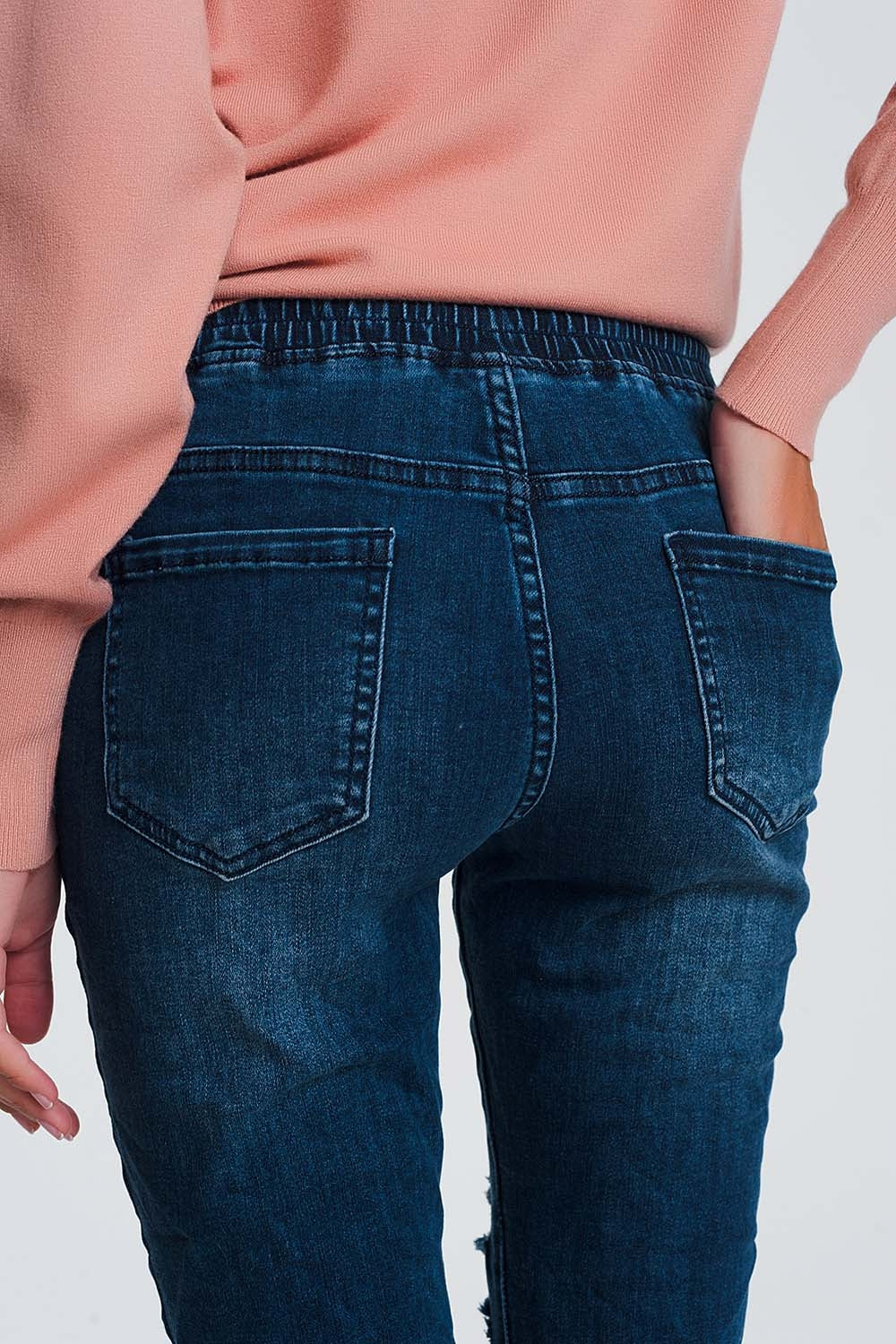 Jeans stile joggers leggeri in denim scuro