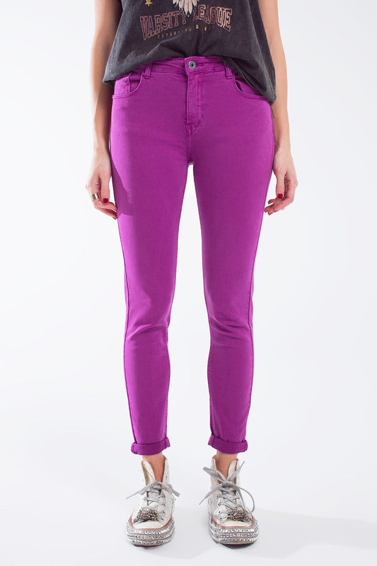 Q2 Jeans super skinny alla caviglia fucsia con morbide grinze