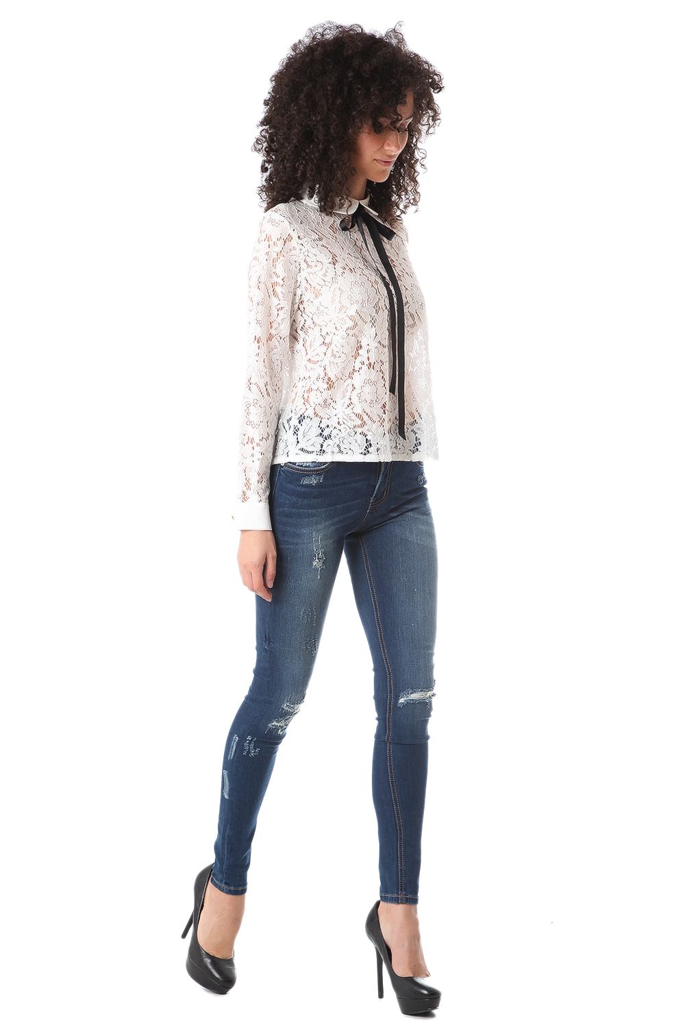 Jeans super slim con effetto strappati