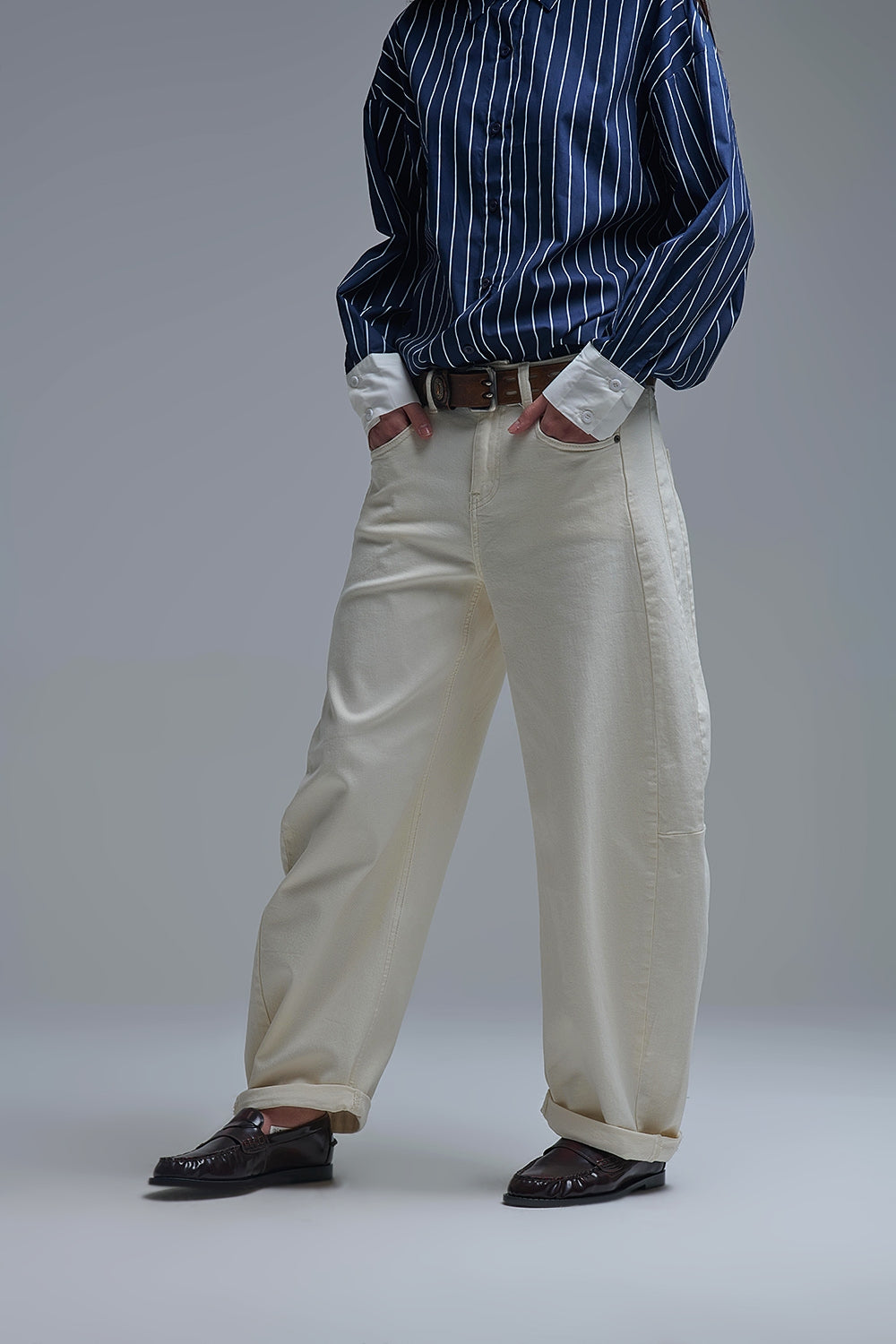 Jeans trendy a palloncino color crema con tasche