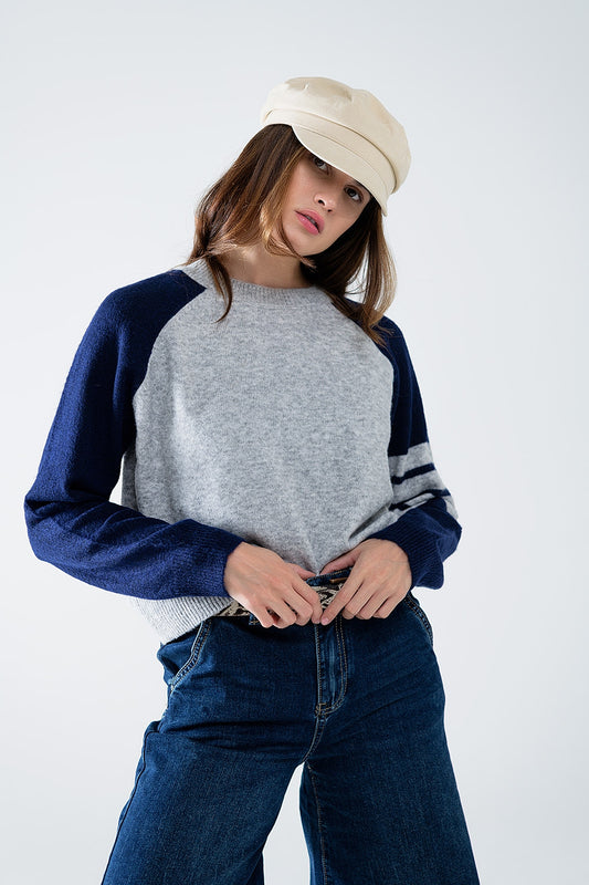 Q2 Maglia con maniche raglan bicolore in blu e grigio