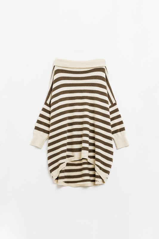 Q2 Maglia oversize a collo alto con ali di pipistrello e strisce in crema e marrone