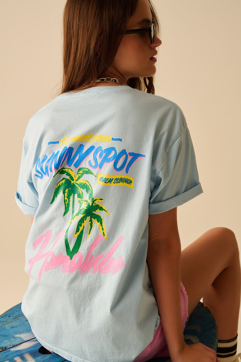 Q2 Maglietta blu made in Italy con grafica Honolulu