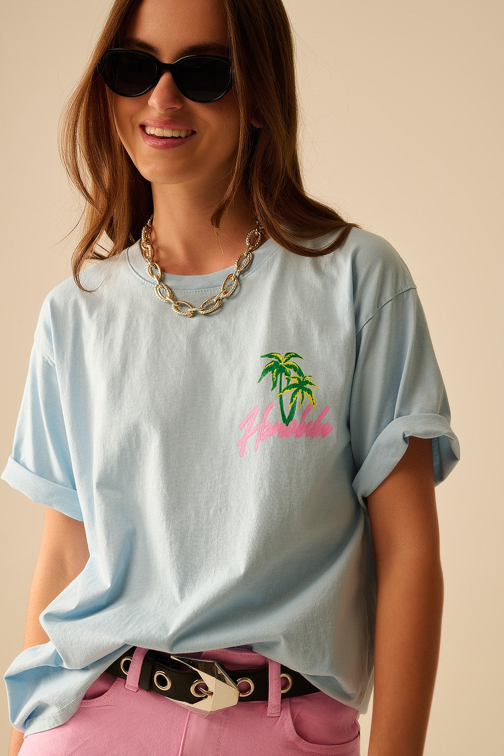 Maglietta blu made in Italy con grafica Honolulu