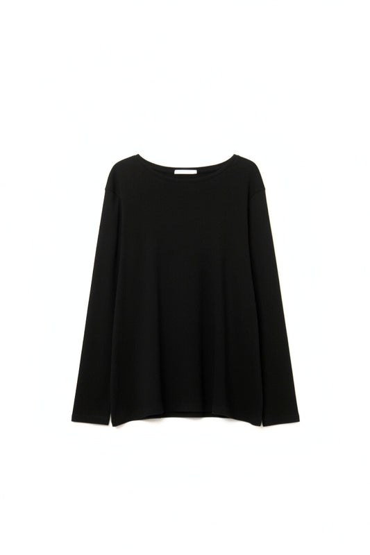 Q2 Maglietta nera a maniche lunghe con ampio girocollo