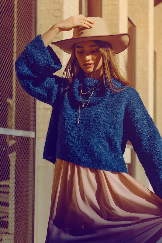 Q2 maglione a collo alto in maglia morbida di colore blu