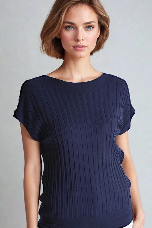 Q2 Maglione a coste sottili con scollo a barchetta