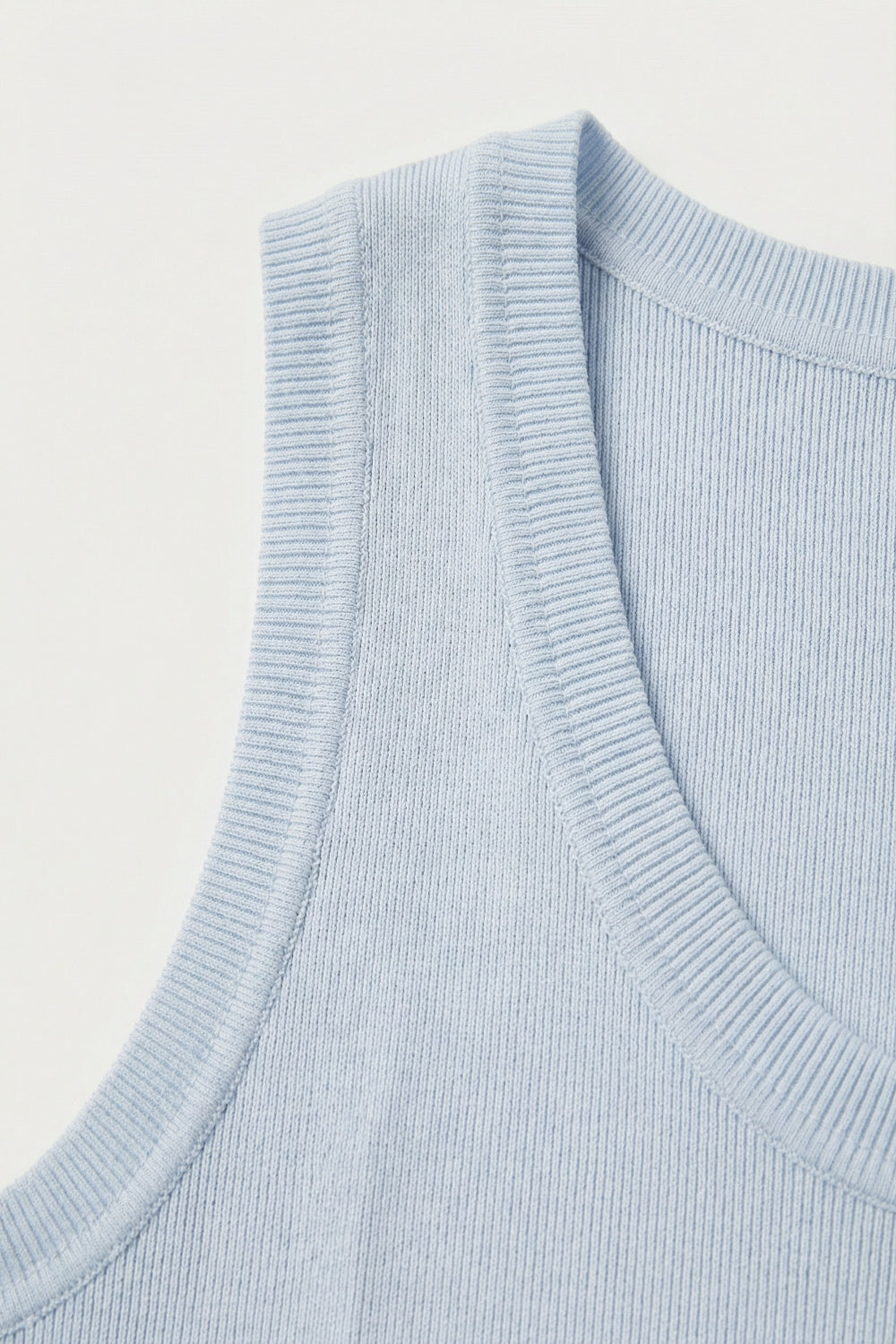 Maglione a maglia a coste azzurro chiaro