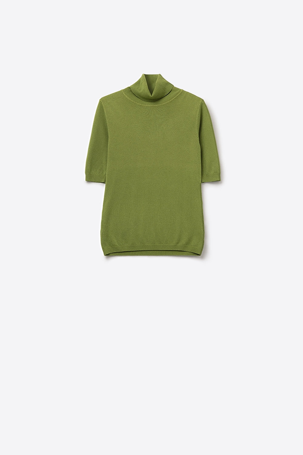 Q2 Maglione a maglia fine verde oliva con collo alto e maniche al gomito