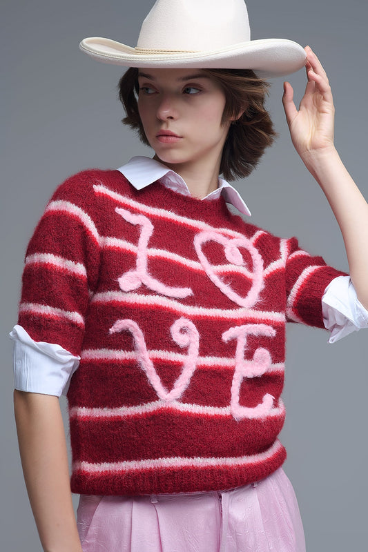 Q2 Maglione a manica corta ricamato Love in borgogna