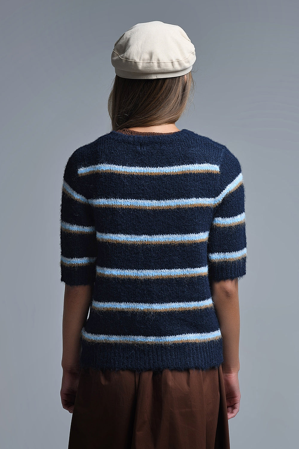 Maglione a maniche corte ricamato Love in blu