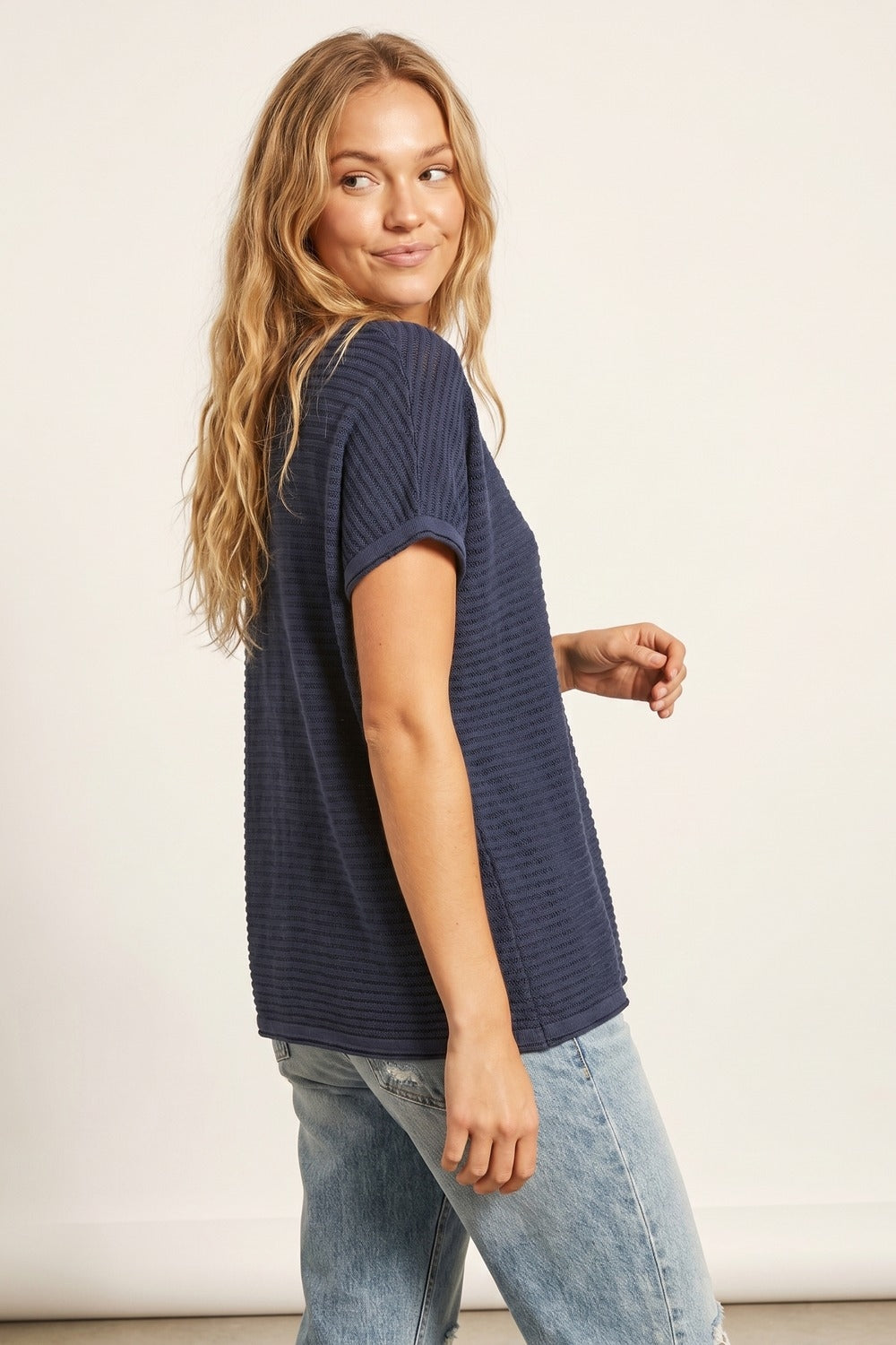 Maglione a maniche corte rilassato in blu navy con texture