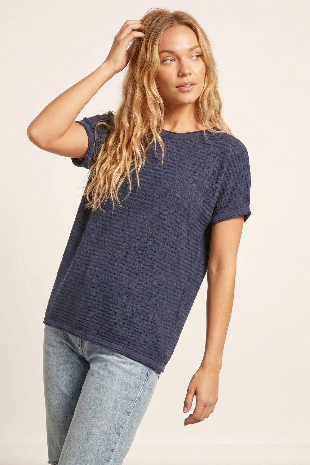 Maglione a maniche corte rilassato in blu navy con texture
