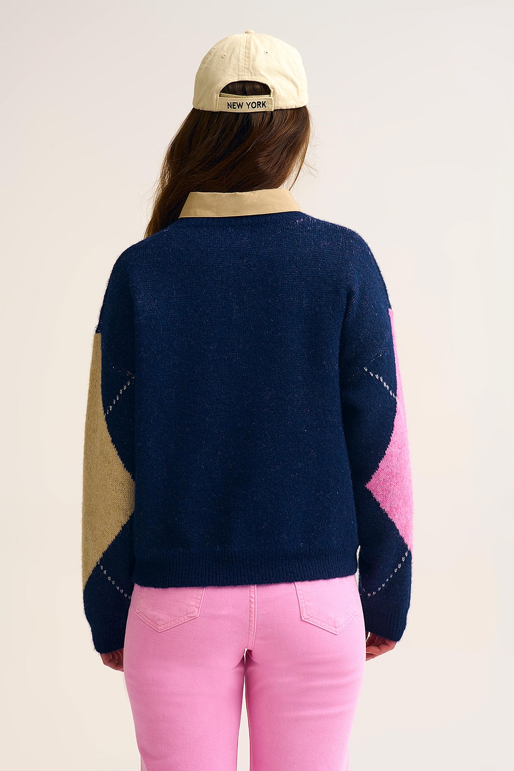 Maglione argyle navy con rombi di colore a contrasto rosa e beige