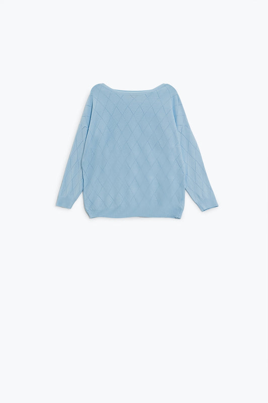 Q2 Maglione azzurro in stampa argyle con scollo a barca