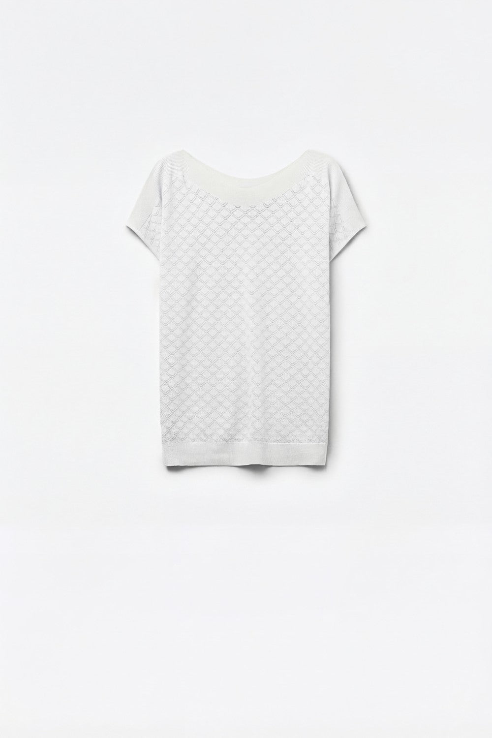 Q2 Maglione bianco a maglia strutturata con motivo a rombi