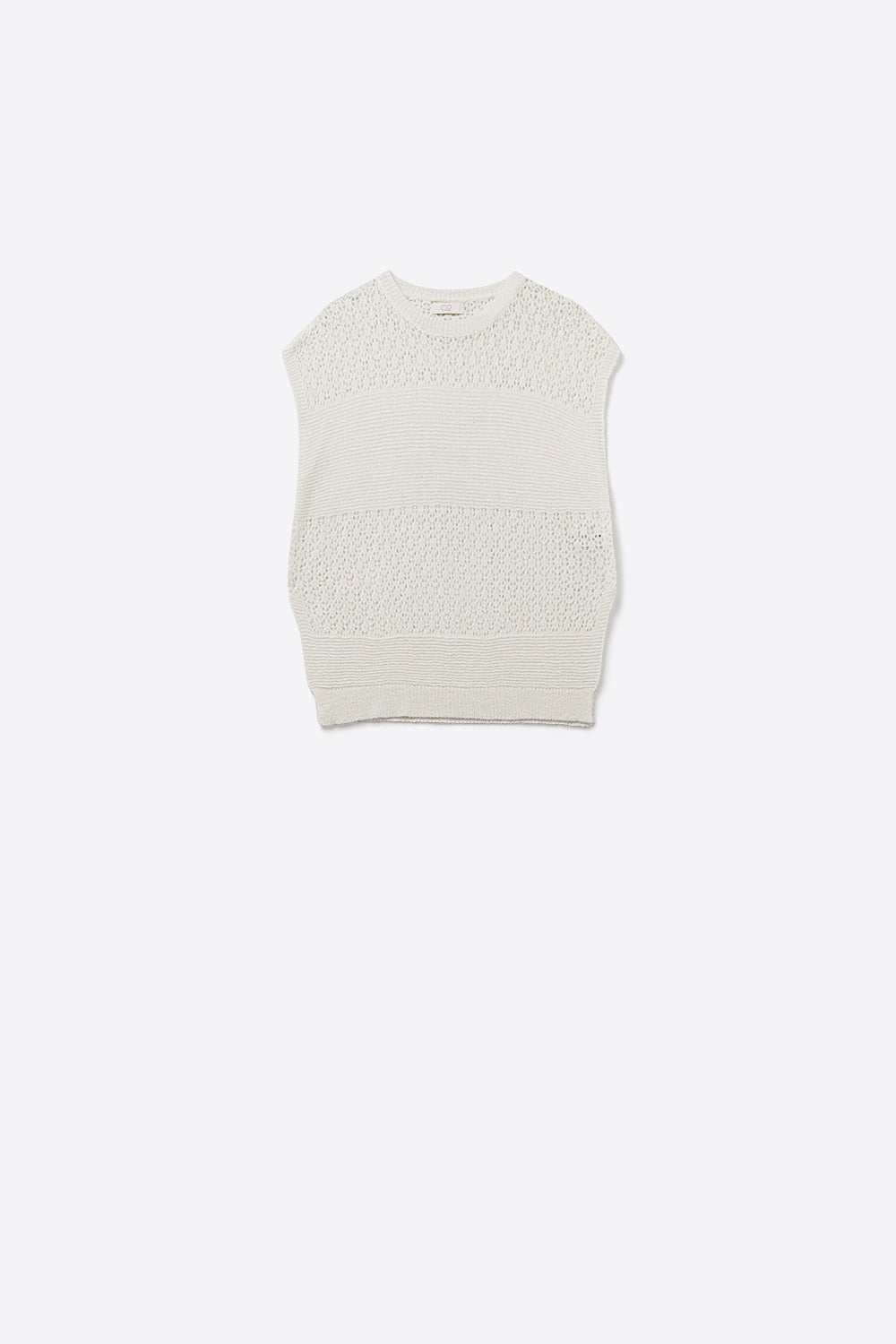 Maglione bianco con morbida maglia aperta e maniche scese