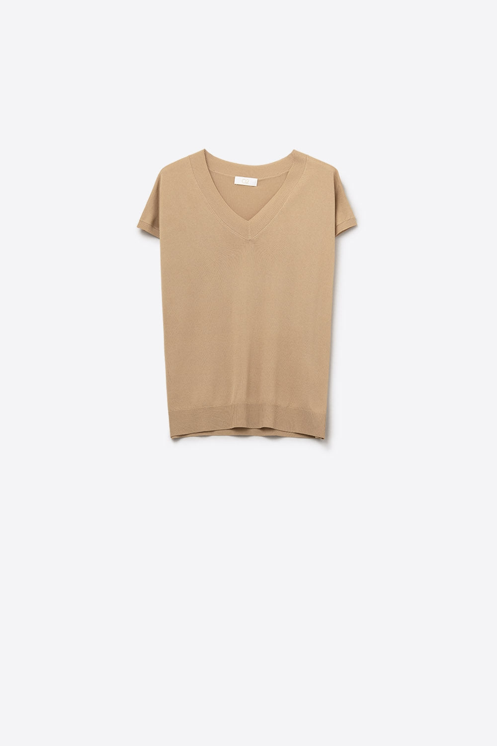 Q2 Maglione cammello in maglia leggera con scollo a V e maniche corte