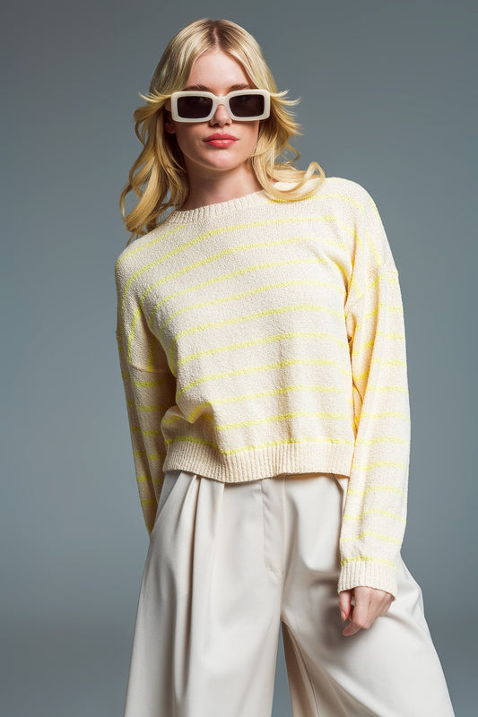 Q2 Maglione con spalle scoperte in beige con strisce gialle