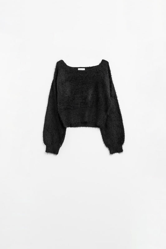 maglione cropped in nero aderente in vita