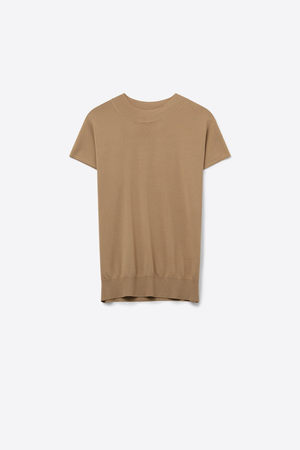 Q2 Maglione dolcevita color cammello con maniche corte aderenti