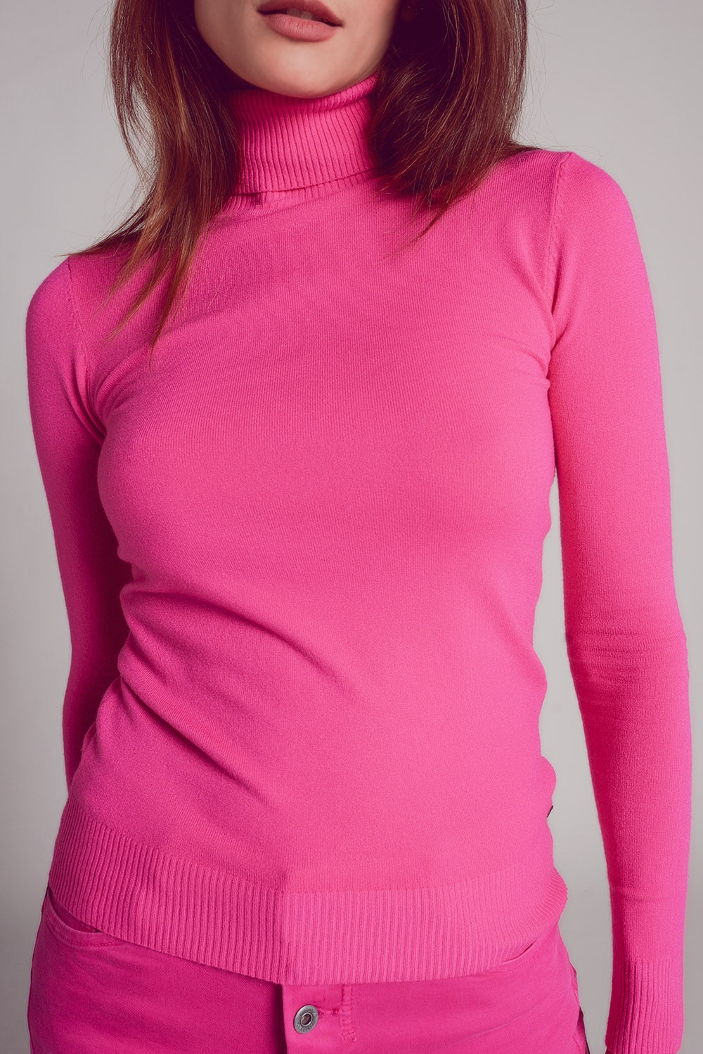 Q2 Maglione dolcevita fucsia