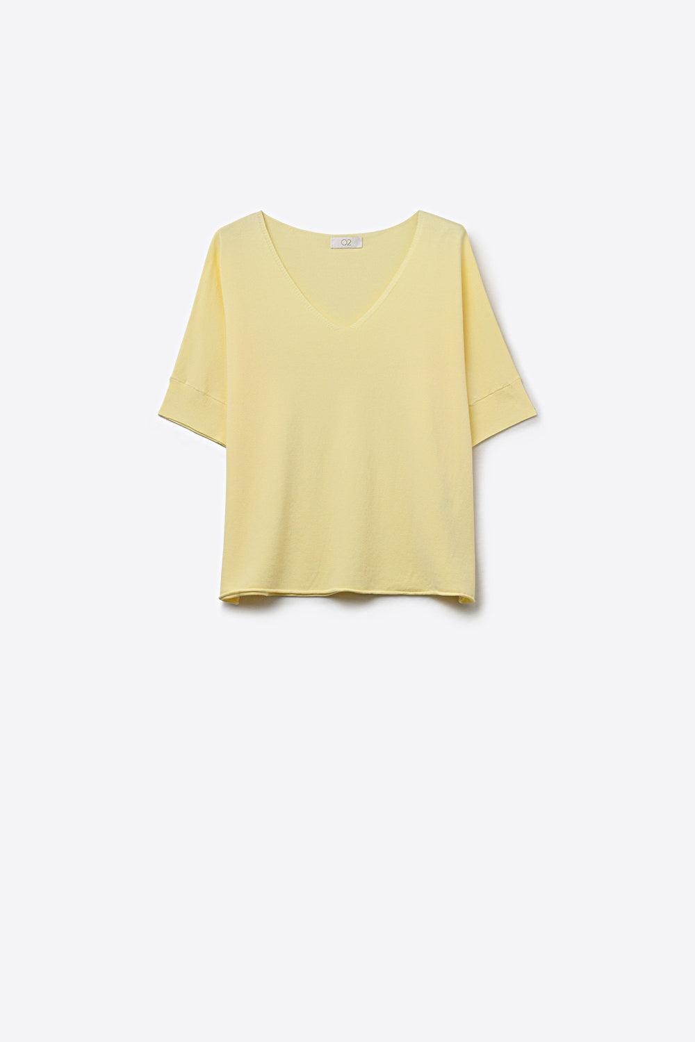 Q2 maglione giallo burro con scollo a V e maniche corte a vestibilità rilassata