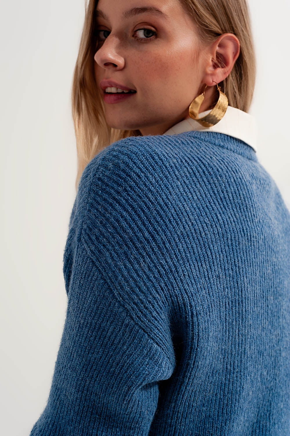 Maglione girocollo di colore blu