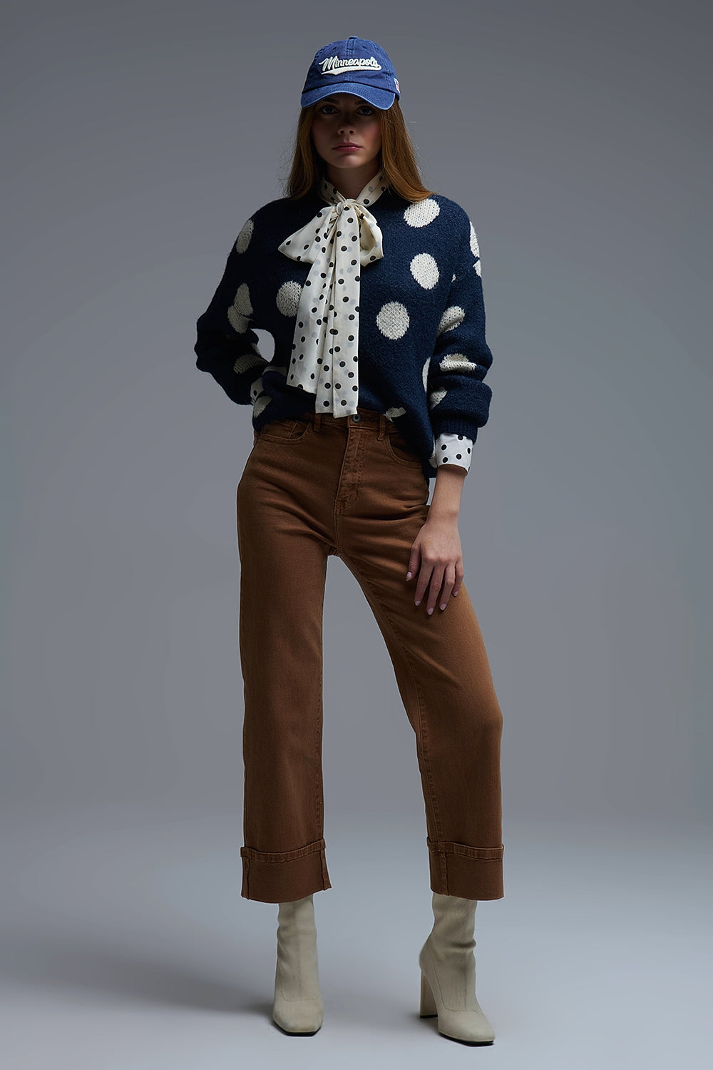 Maglione girocollo navy con pois crema
