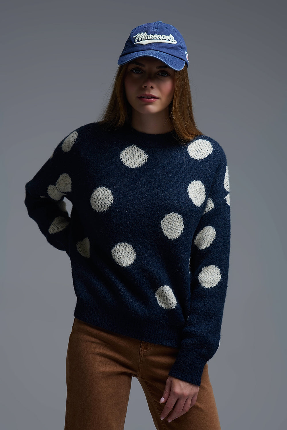Maglione girocollo navy con pois crema
