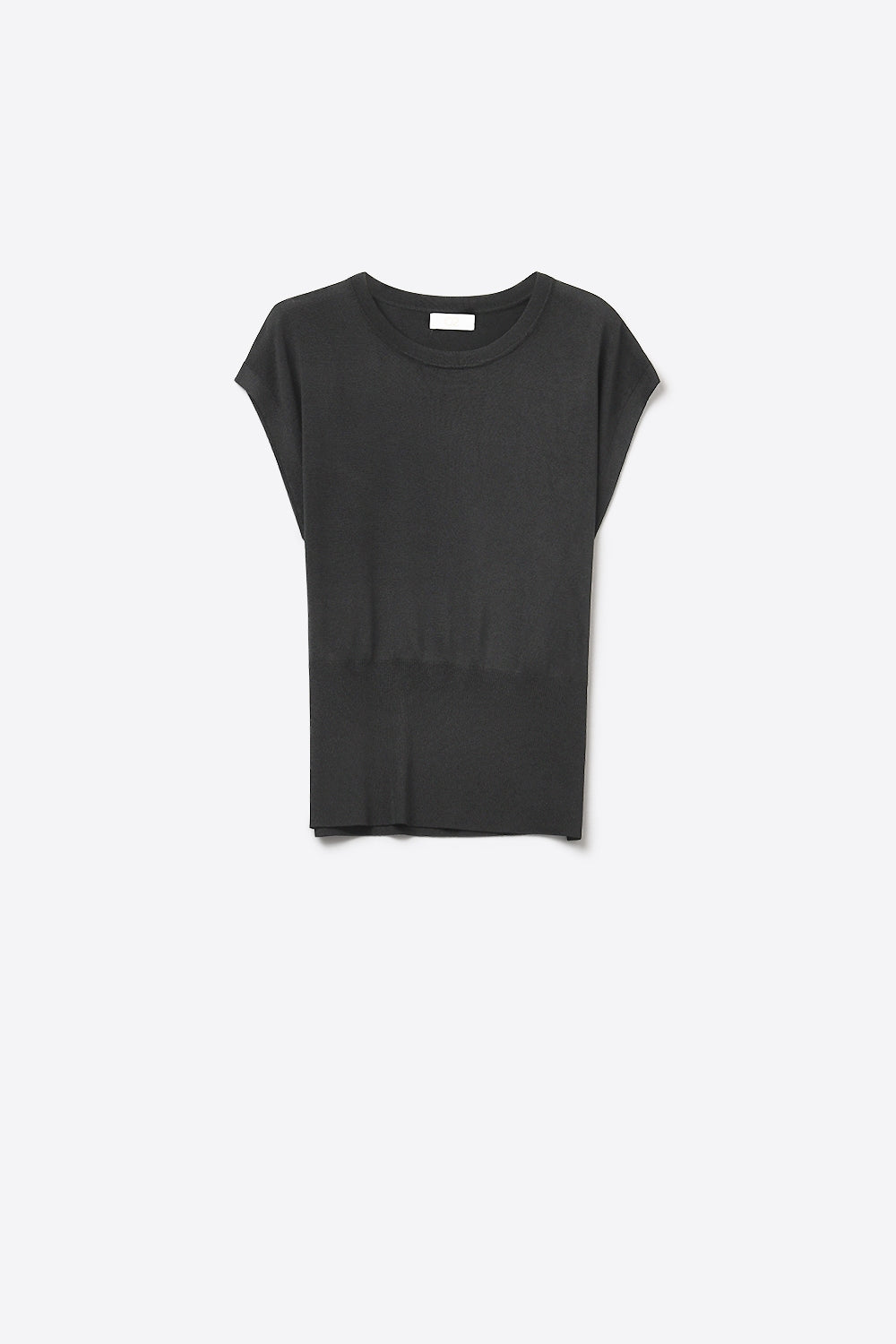 Q2 Maglione in maglia leggera con ampia cintura a coste in nero