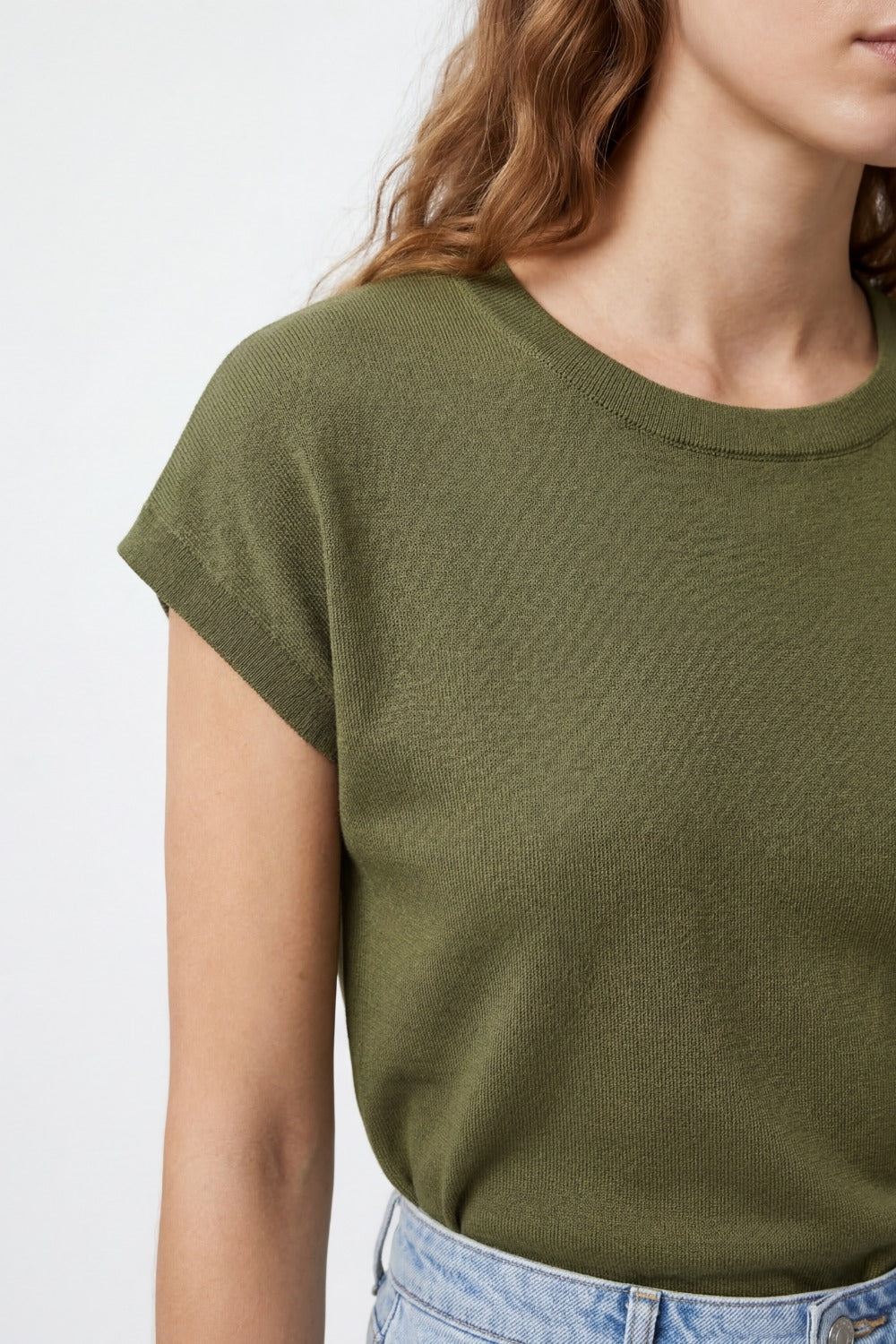 Maglione in maglia leggera con ampia fascia a coste in kaki