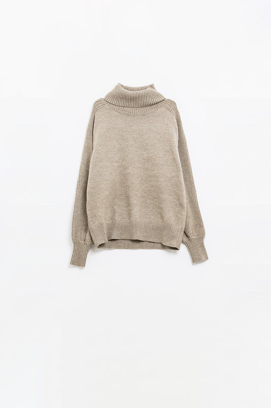 maglione largo beige con maniche a coste