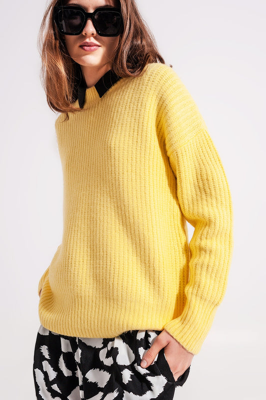Q2 Maglione lavorato a coste giallo
