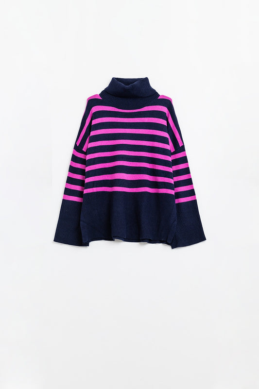 Maglione oversize a collo alto color navy con righe fucsia e spacchetti laterali