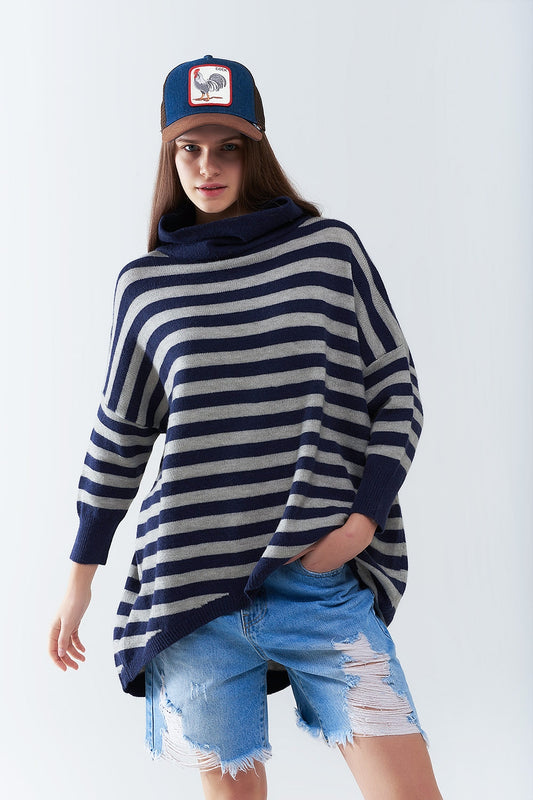 Q2 Maglione oversize a collo alto con ali di pipistrello e strisce in blu navy e grigio