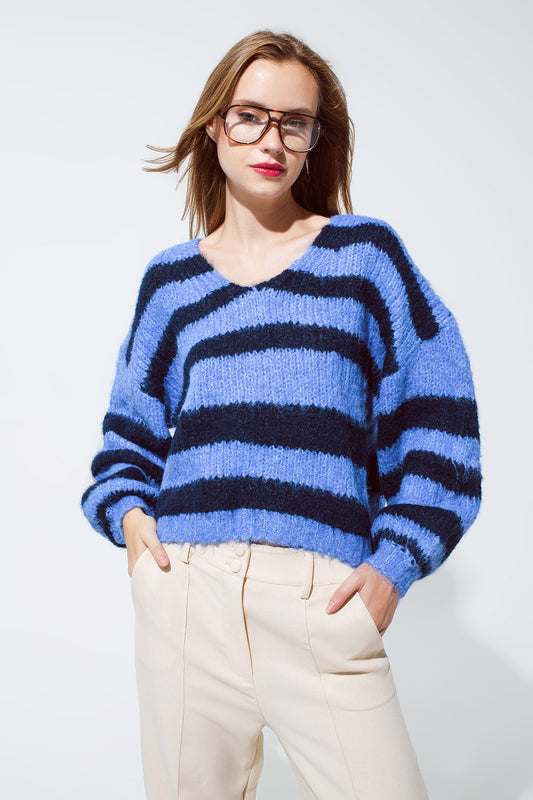 Q2 Maglione oversize blu a righe con maniche a palloncino