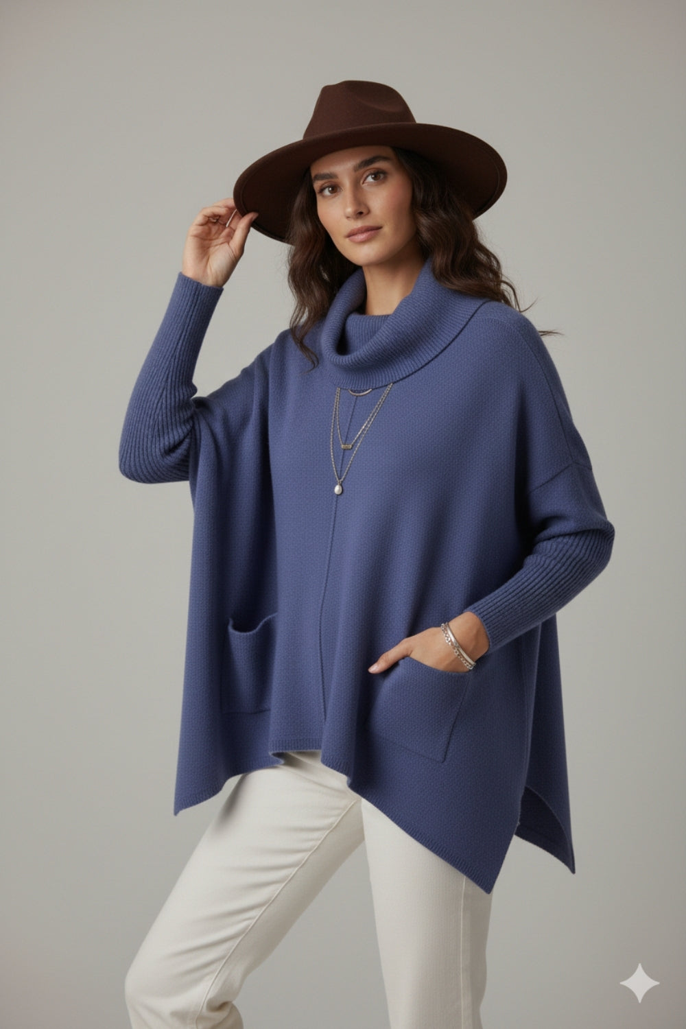Maglione oversize con tasche frontali