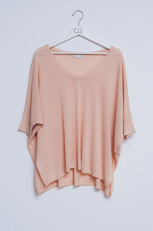 Q2 Maglione quadrato beige con scollo a V e manica corta
