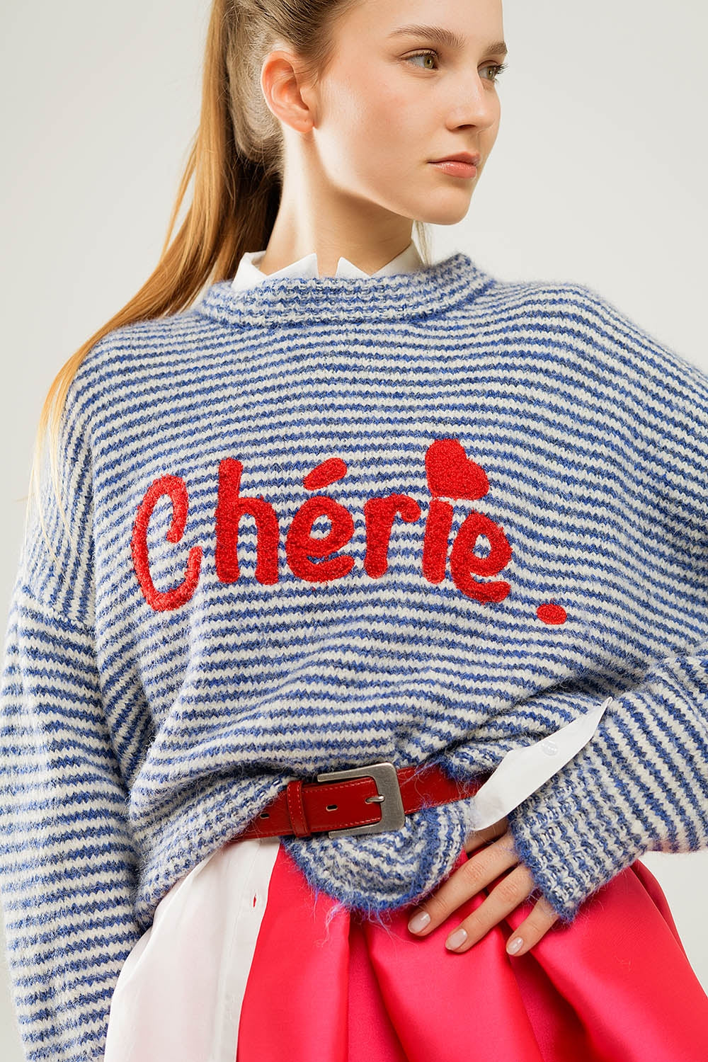 Maglione rilassato a righe spesse in blu e bianco