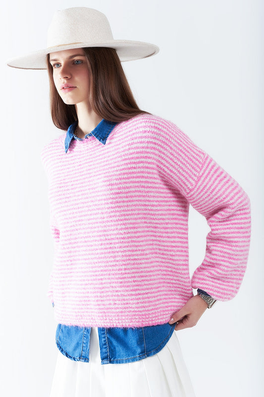 Q2 Maglione rosa a righe bianche
