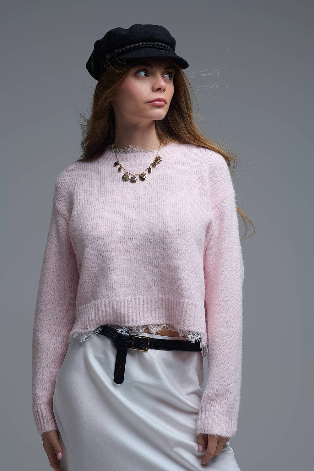 Maglione rosa rilassato con dettaglio in pizzo in rosa