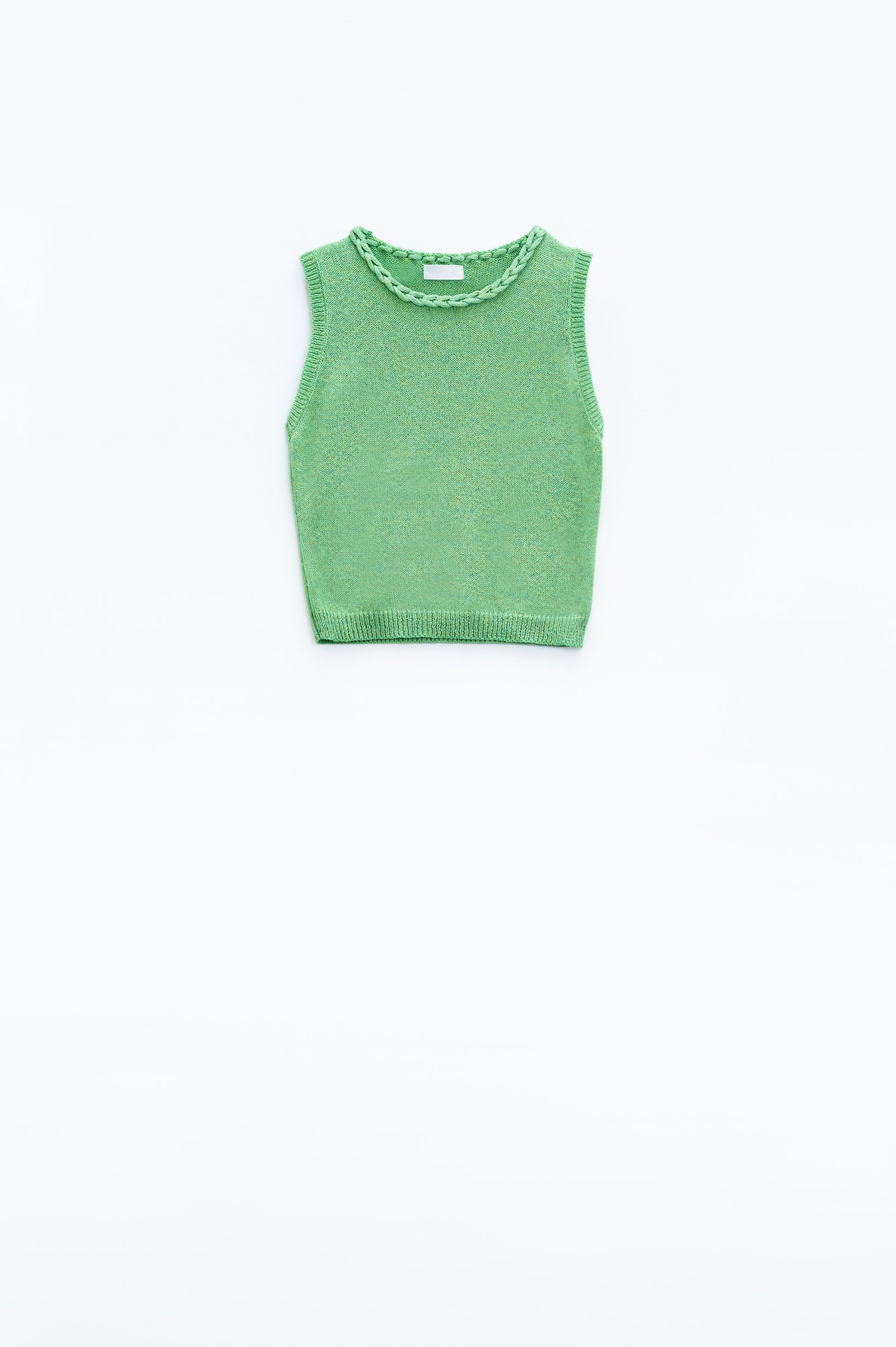 Q2 Maglione verde senza maniche con scollo a giro e dettaglio a treccia sulla scollatura