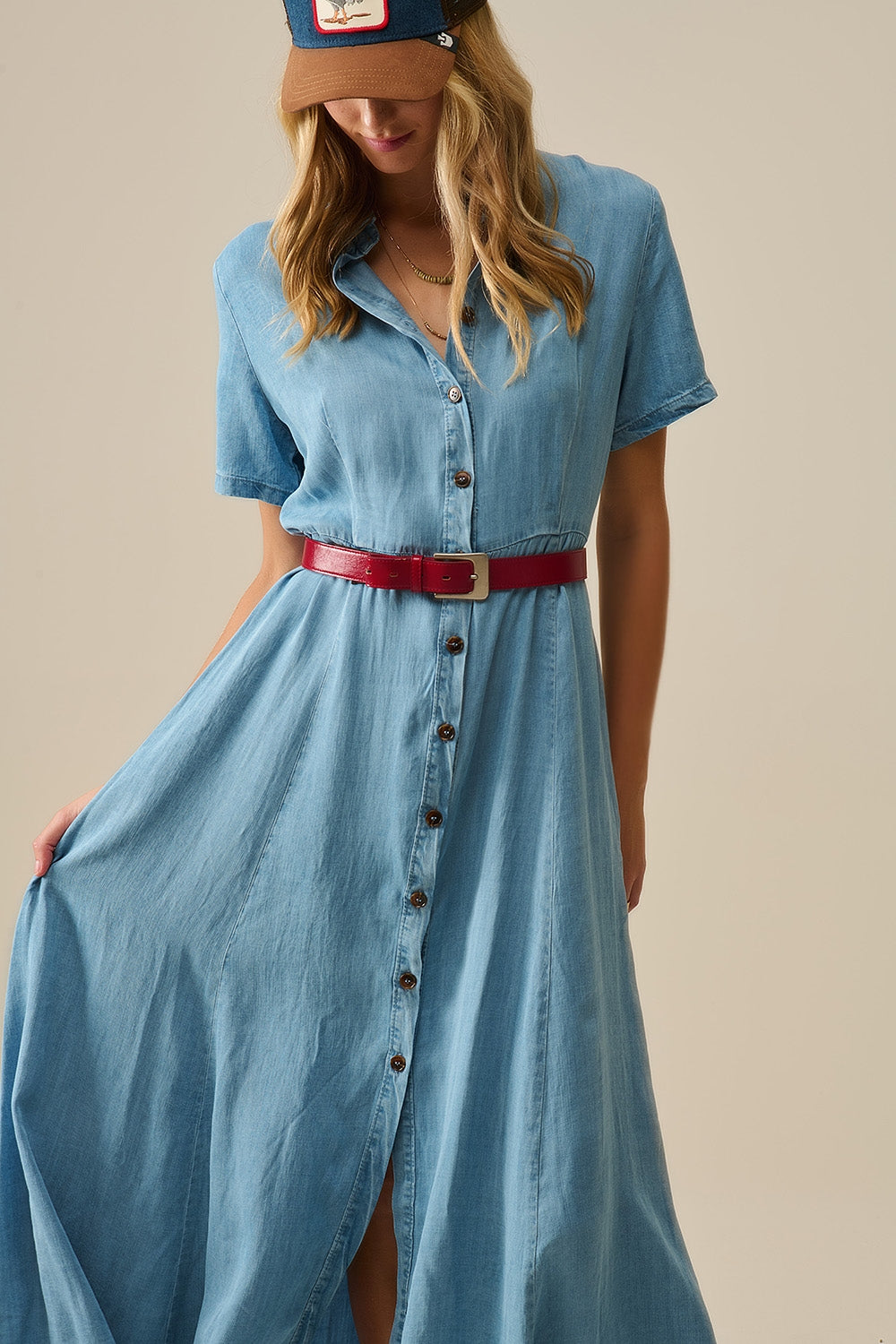 Maxi abito azzurro con bottoni in tessuto Tencel