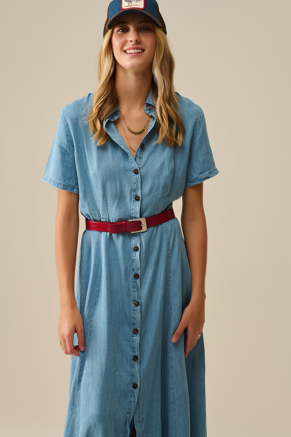 Maxi abito azzurro con bottoni in tessuto Tencel