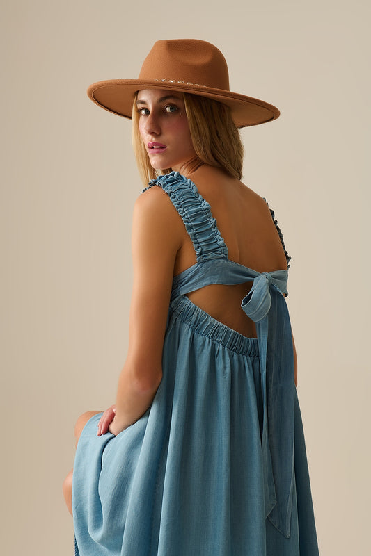 Q2 Maxi abito azzurro con spalline arricciate in tessuto tencel