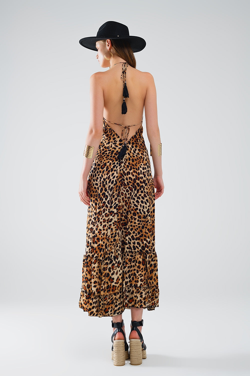 maxi abito boho con stampa leopardata e schiena scoperta