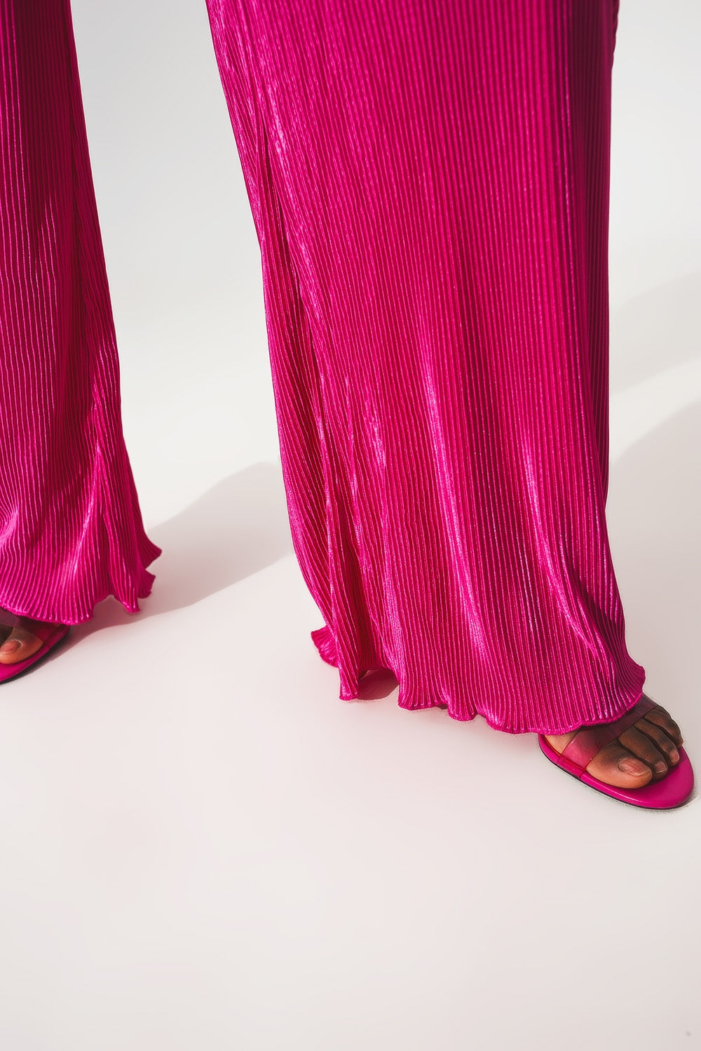 Maxi tuta plissé in raso fucsia